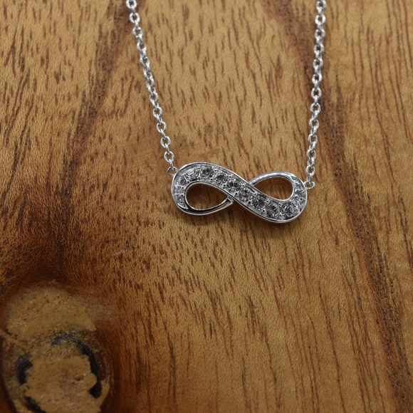 Diamond Essence - Infinity Necklace - Picture 3 of 4